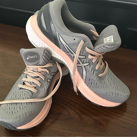 ASICS Women's Athletic Running Shoes - Gel Kayano 27 Gray and Pink - Picture 4 of 6